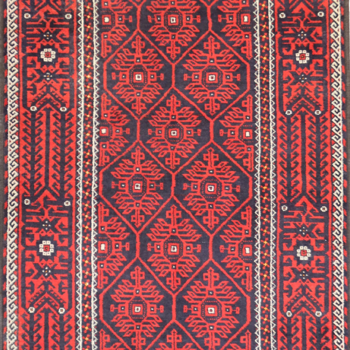 4'10" x 7'0" BLACK AND RED BALUCH SEMIANTIQUE PERSIAN RUG