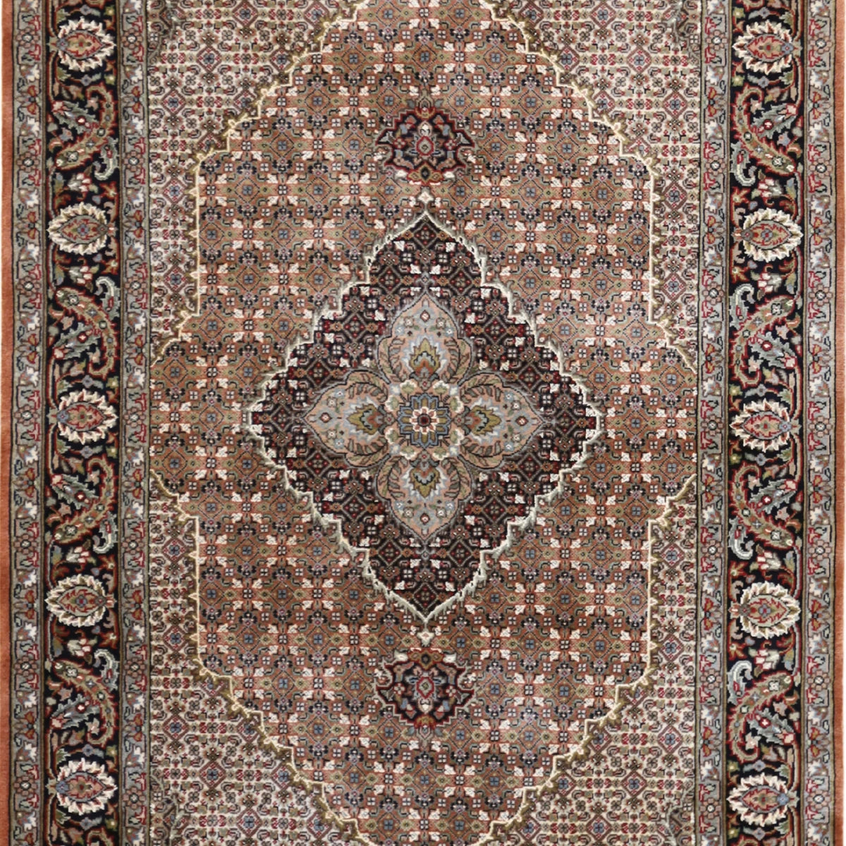 4'0" x 6'0" RUST AND BLACK TABRIZ FISH DESIGN INDIAN RUG