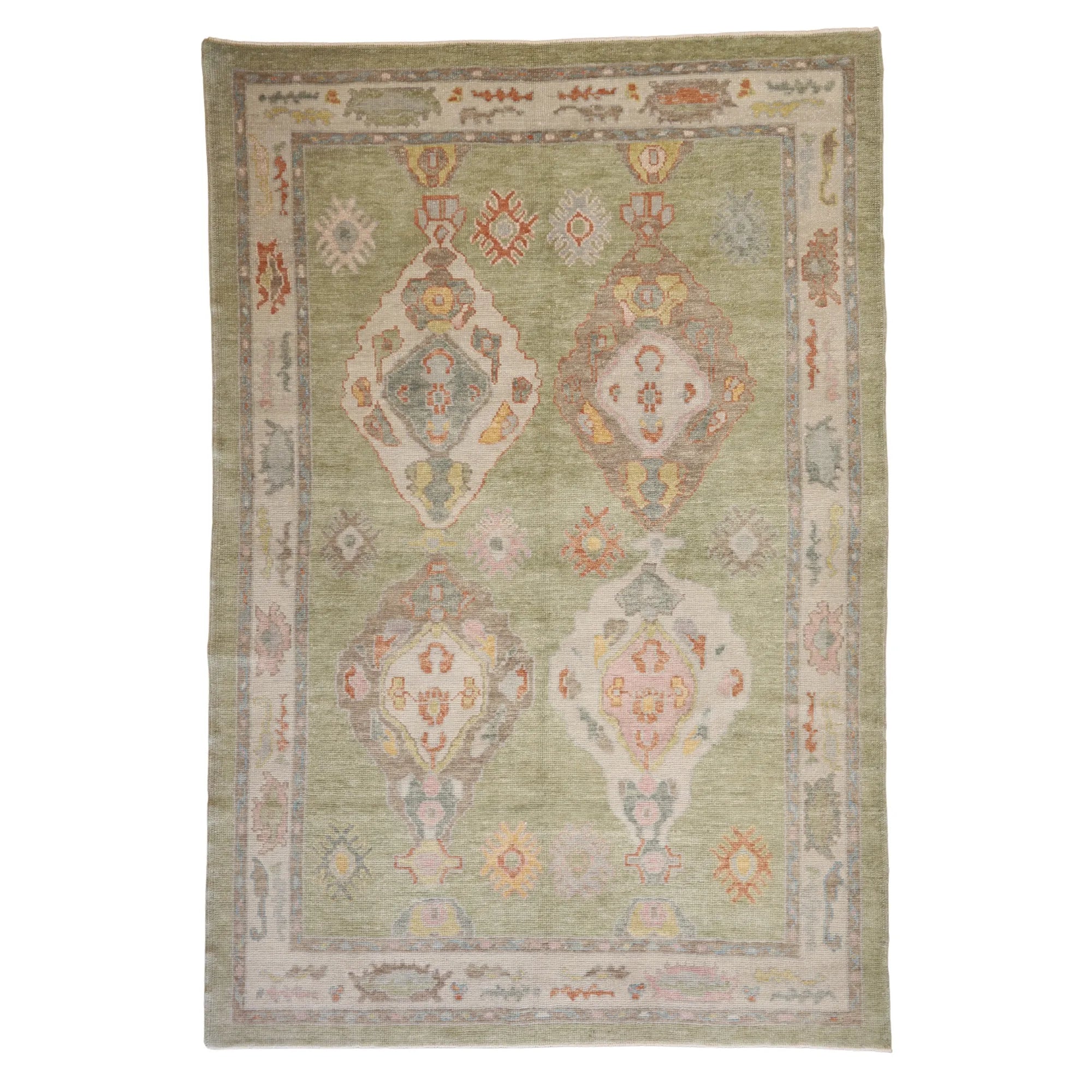 6' 0" x 8' 11" GREEN AND BEIGE OUSHAK GEOMETRIC TURKISH RUG