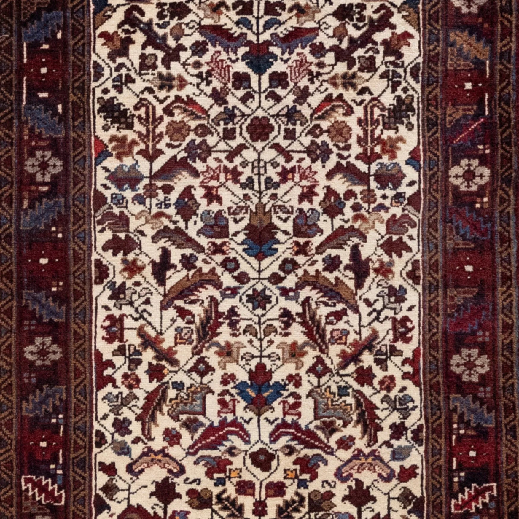 3' 1" x 4' 10" - RED AND RED HERIZ GEOMETRIC PERSIAN RUG ( 94 x 147 CM )