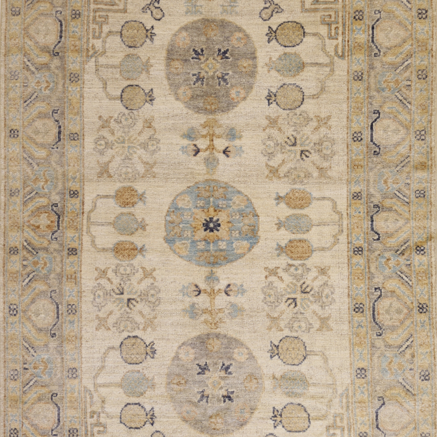 4'0" x 6'2" IVORY AND GRAY PESHAWAR GEOMETRIC PAKISTANI RUG